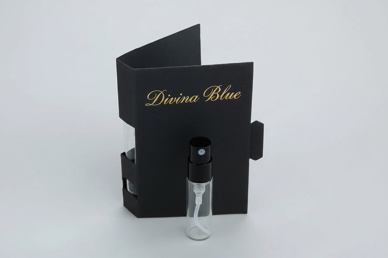 Photo de l'échantillon du parfum Divina Blue